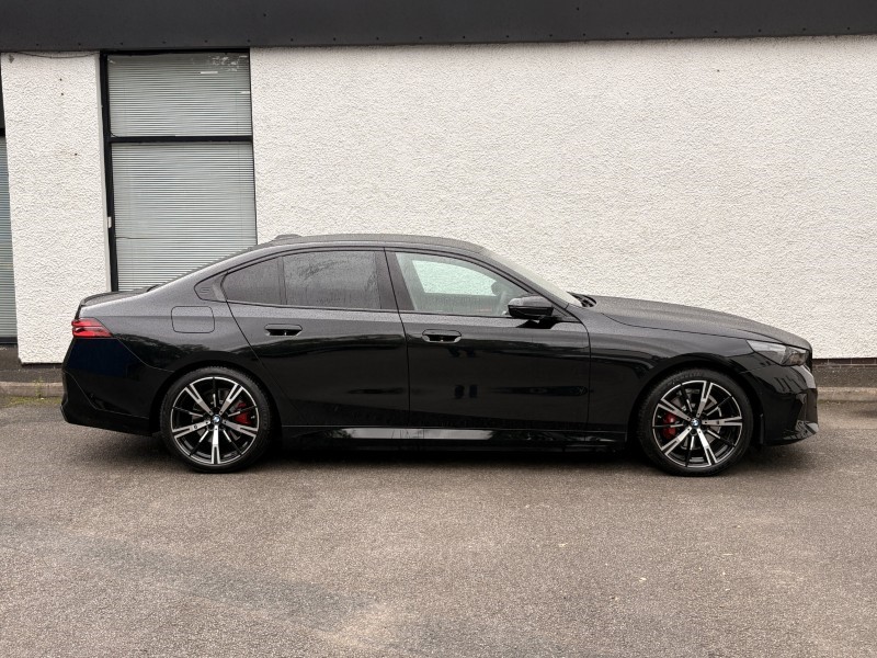2026 (26) BMW 5 SERIES 530e M Sport Pro 4dr Auto 5798019