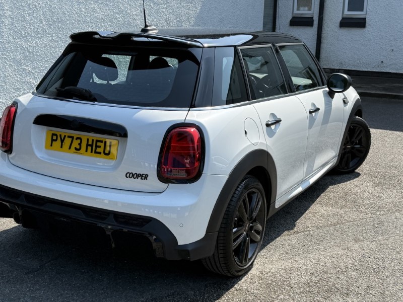 2023 (73) MINI HATCHBACK 1.5 Cooper Sport Premium 5dr Auto 5549201