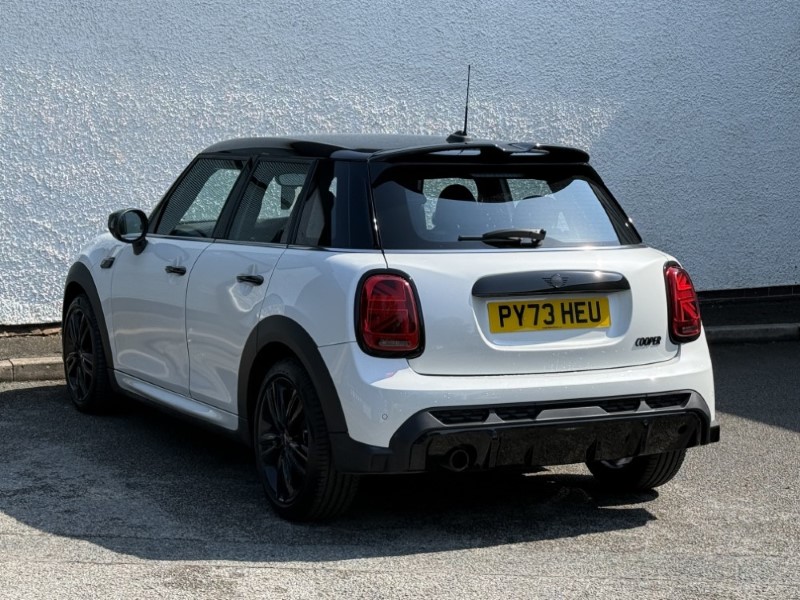 2023 (73) MINI HATCHBACK 1.5 Cooper Sport Premium 5dr Auto 5549176