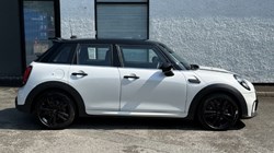 2023 (73) MINI HATCHBACK 1.5 Cooper Sport Premium 5dr Auto 5549196