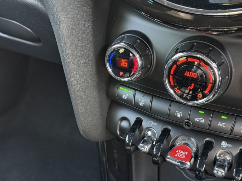 2023 (73) MINI HATCHBACK 1.5 Cooper Sport Premium 5dr Auto 5549189