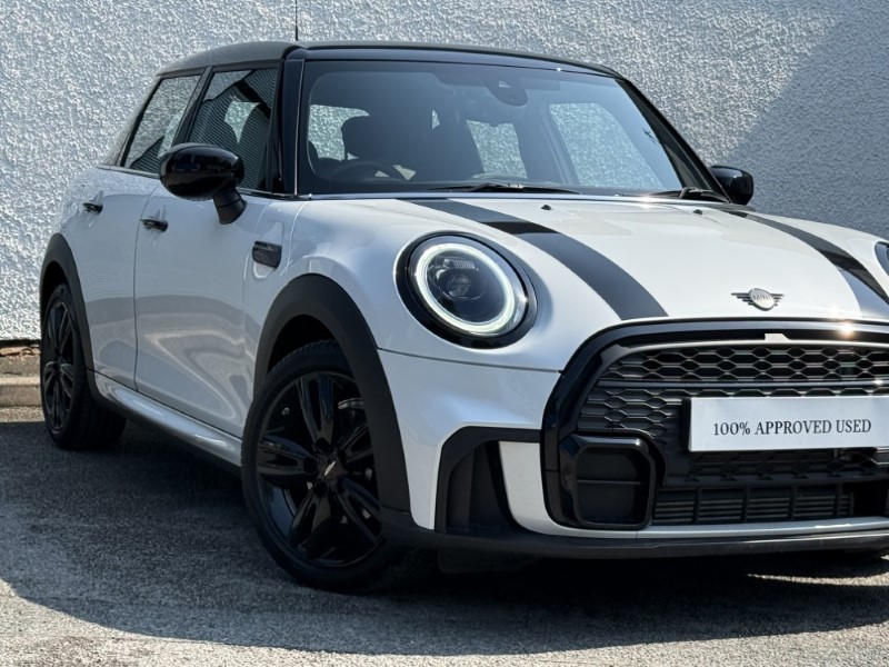 2023 (73) MINI HATCHBACK 1.5 Cooper Sport Premium 5dr Auto 5549203