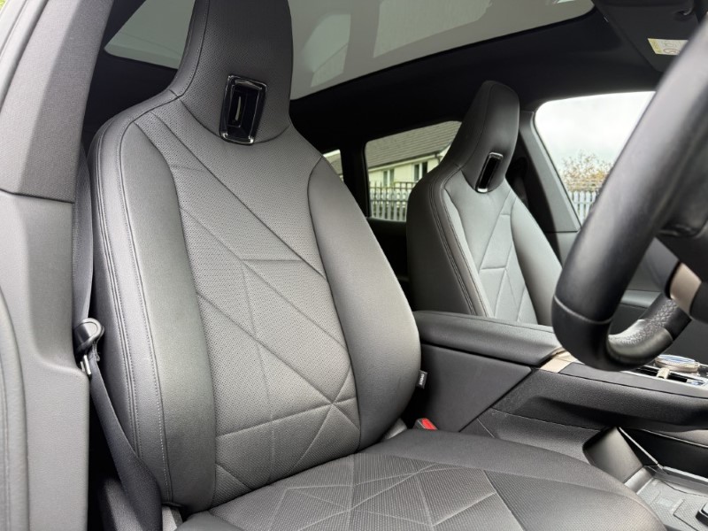 2022 (72) BMW iX 240kW xDrive40 M Sport Edition 76.6kWh 5dr Auto 5579380