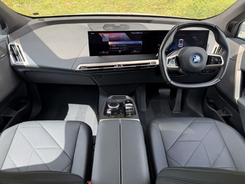2022 (72) BMW iX 240kW xDrive40 M Sport Edition 76.6kWh 5dr Auto 5579291