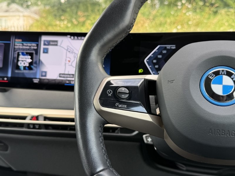 2022 (72) BMW iX 240kW xDrive40 M Sport Edition 76.6kWh 5dr Auto 5579274