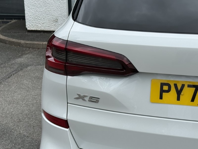 2022 (72) BMW X5 xDrive30d MHT M Sport 5dr Auto 5575045