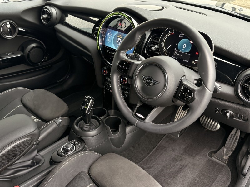 2023 (23) MINI HATCHBACK 2.0 Cooper S Sport 5dr Auto 5587467