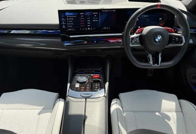 2026 (26) BMW M5 5dr DCT [Ultimate Pack] 5838499