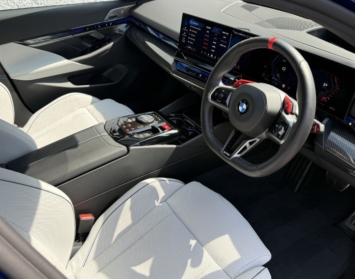 2026 (26) BMW M5 5dr DCT [Ultimate Pack] 5838497