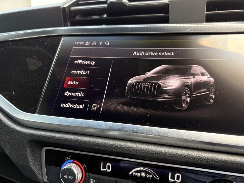 2024 (74) AUDI Q3 35 TFSI Black Edition 5dr S Tronic [20" Alloy] 5590393