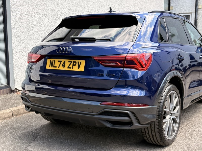2024 (74) AUDI Q3 35 TFSI Black Edition 5dr S Tronic [20" Alloy] 5590408