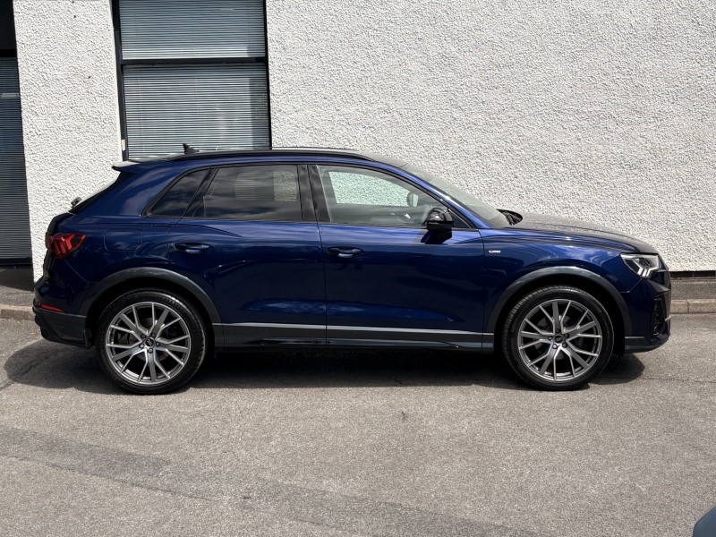 2024 (74) AUDI Q3 35 TFSI Black Edition 5dr S Tronic [20" Alloy] 5590405