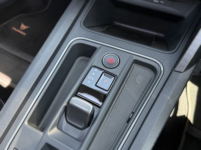 2024 (24) CUPRA LEON 2.0 TSI 190 V1 Design Edition 5dr DSG 5598300