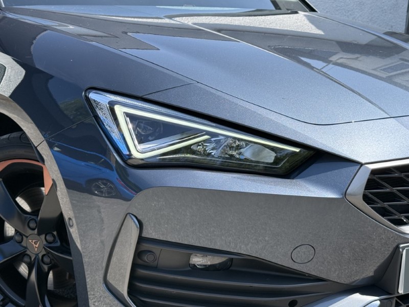 2024 (24) CUPRA LEON 2.0 TSI 190 V1 Design Edition 5dr DSG 5598324