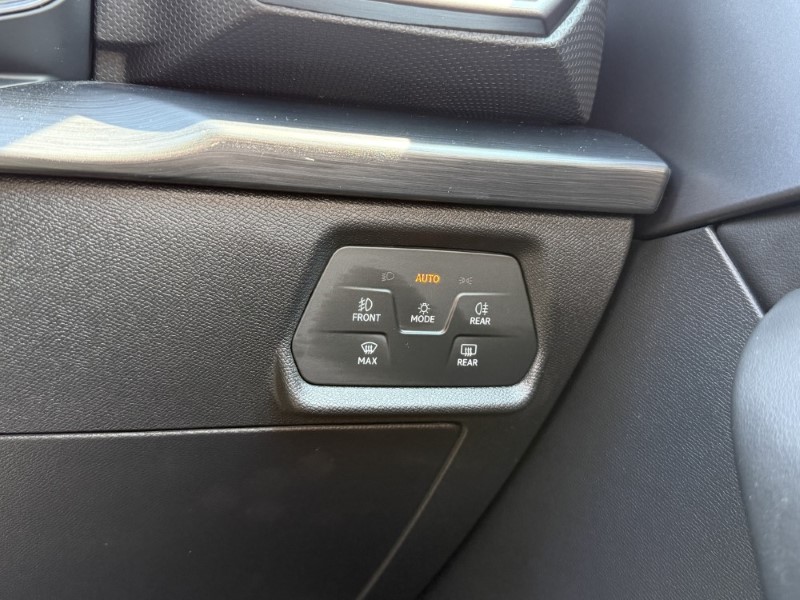 2024 (24) CUPRA LEON 2.0 TSI 190 V1 Design Edition 5dr DSG 5598313