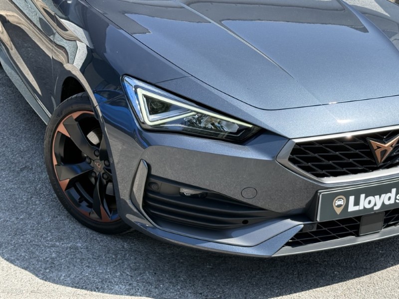 2024 (24) CUPRA LEON 2.0 TSI 190 V1 Design Edition 5dr DSG 5598323