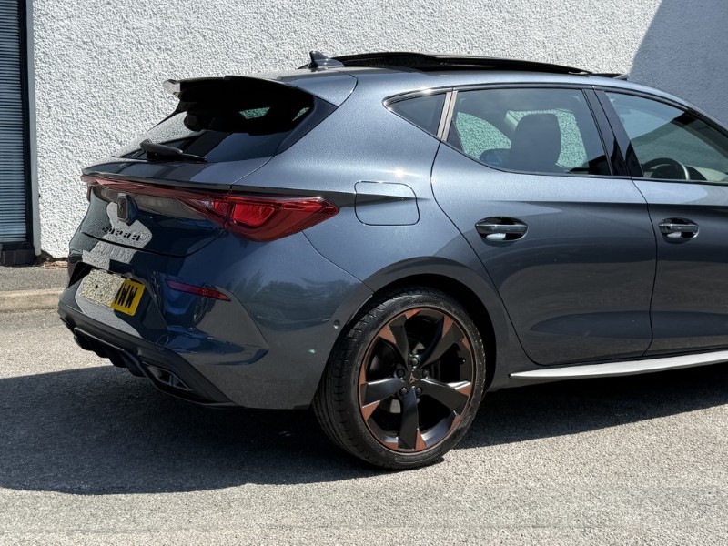 2024 (24) CUPRA LEON 2.0 TSI 190 V1 Design Edition 5dr DSG 5598319