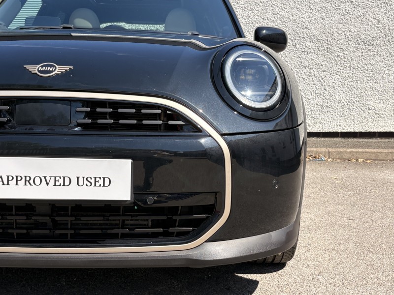 2024 (74) MINI COOPER 1.5 C Exclusive 5dr Auto 5602856