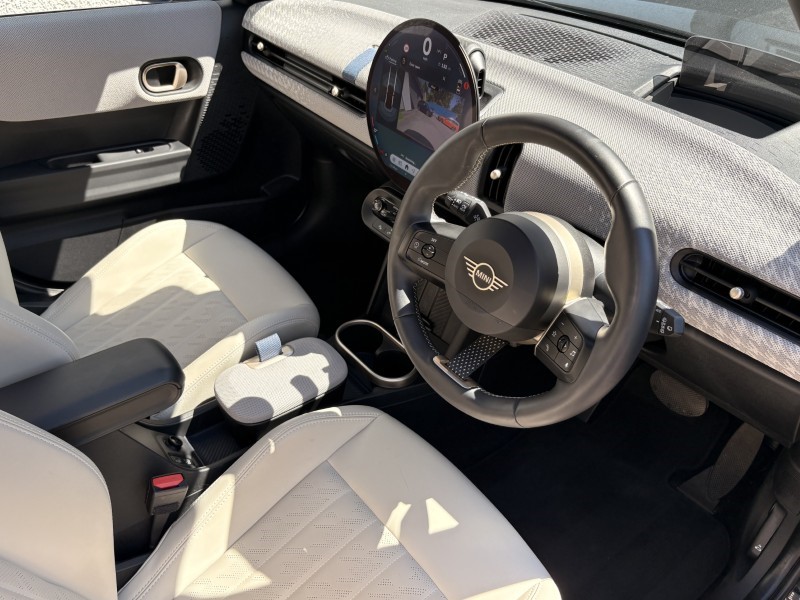 2024 (74) MINI COOPER 1.5 C Exclusive 5dr Auto 5602842