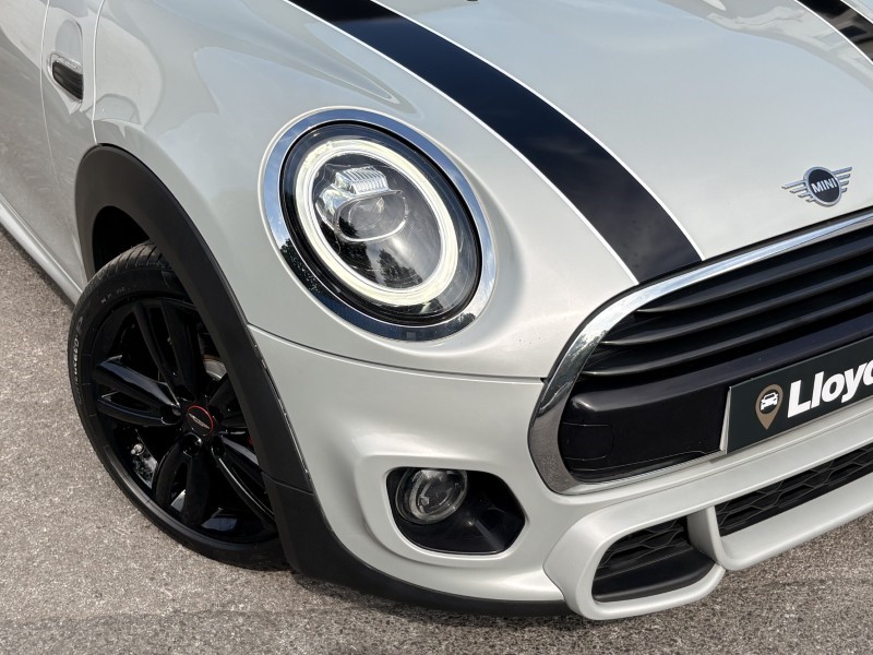 2020 (70) MINI HATCHBACK 1.5 Cooper Sport II 3dr 5633716