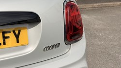 2020 (70) MINI HATCHBACK 1.5 Cooper Sport II 3dr 5633705