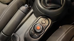 2020 (70) MINI HATCHBACK 1.5 Cooper Sport II 3dr 5633697