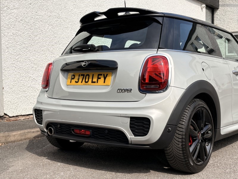 2020 (70) MINI HATCHBACK 1.5 Cooper Sport II 3dr 5633712
