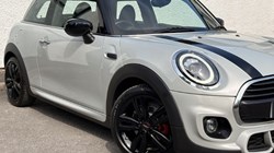 2020 (70) MINI HATCHBACK 1.5 Cooper Sport II 3dr 5633715