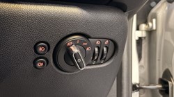 2020 (70) MINI HATCHBACK 1.5 Cooper Sport II 3dr 5633700