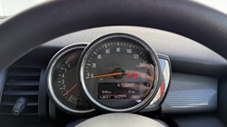 2019 (68) MINI HATCHBACK 1.5 Cooper Classic II 3dr 5629406