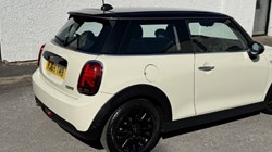 2019 (68) MINI HATCHBACK 1.5 Cooper Classic II 3dr 5629423