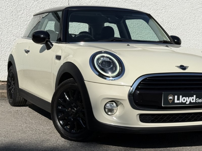 2019 (68) MINI HATCHBACK 1.5 Cooper Classic II 3dr 5629426