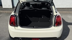 2019 (68) MINI HATCHBACK 1.5 Cooper Classic II 3dr 5629414