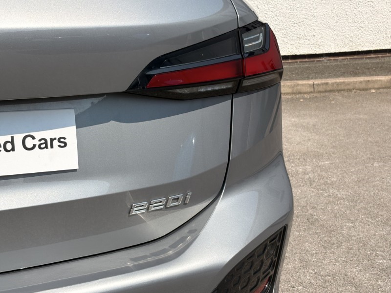 2024 (24) BMW 2 SERIES 220i MHT M Sport 5dr DCT 5617419