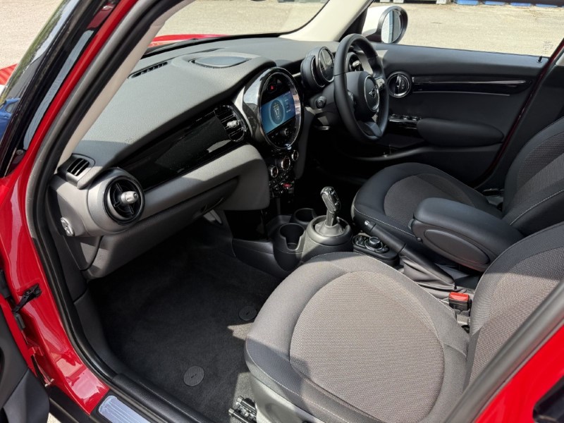 2022 (22) MINI HATCHBACK 1.5 Cooper Classic 5dr Auto 5621562