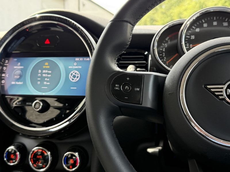 2022 (22) MINI HATCHBACK 1.5 Cooper Classic 5dr Auto 5621548