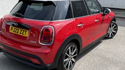 2022 (22) MINI HATCHBACK 1.5 Cooper Classic 5dr Auto 5621569