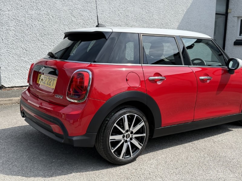 2022 (22) MINI HATCHBACK 1.5 Cooper Classic 5dr Auto 5621536