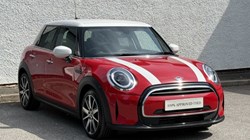 2022 (22) MINI HATCHBACK 1.5 Cooper Classic 5dr Auto 5621542