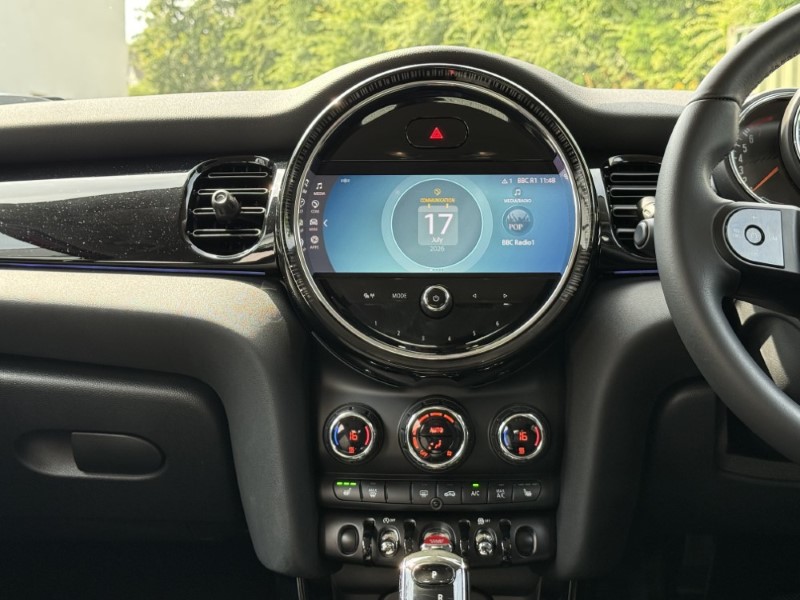 2022 (22) MINI HATCHBACK 1.5 Cooper Classic 5dr Auto 5621565