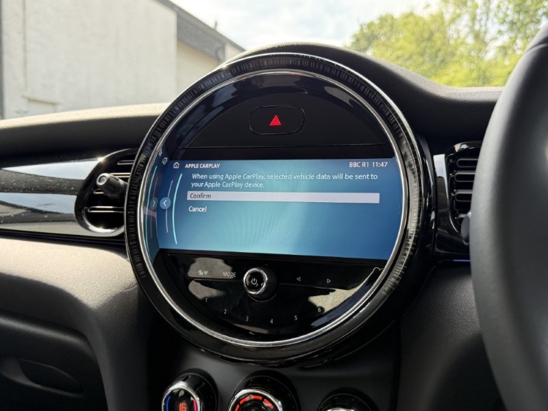 2022 (22) MINI HATCHBACK 1.5 Cooper Classic 5dr Auto 5621559