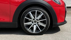 2022 (22) MINI HATCHBACK 1.5 Cooper Classic 5dr Auto 5621637