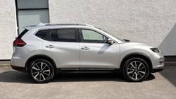 2020 (20) NISSAN X-TRAIL 1.7 dCi Tekna 5dr CVT 5637411