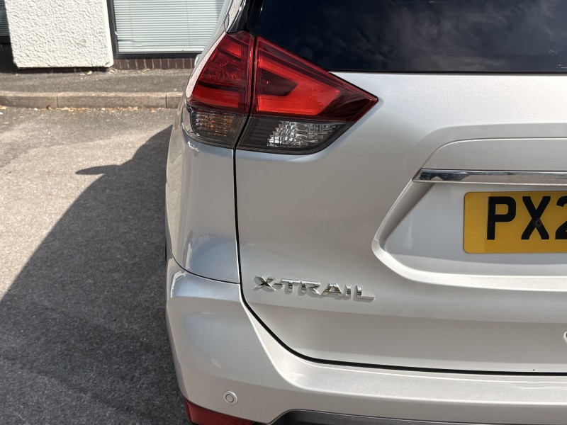 2020 (20) NISSAN X-TRAIL 1.7 dCi Tekna 5dr CVT 5637407