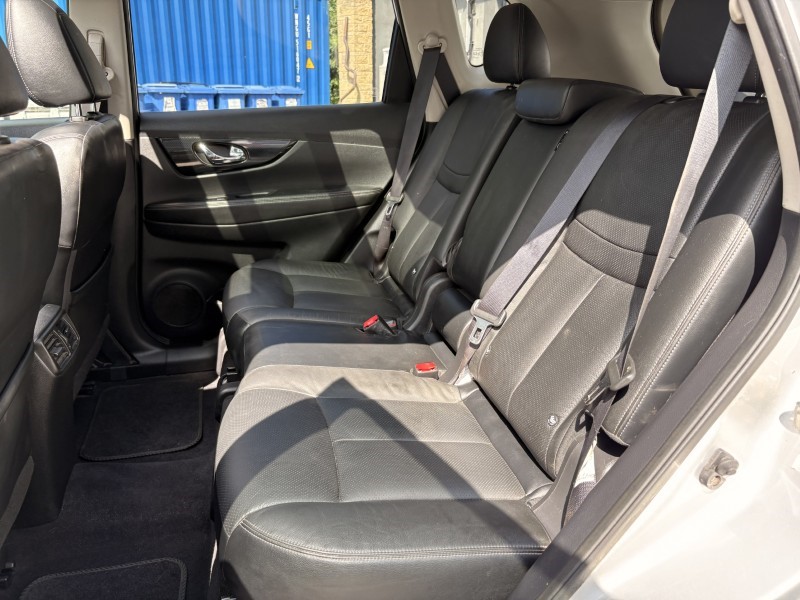2020 (20) NISSAN X-TRAIL 1.7 dCi Tekna 5dr CVT 5637425