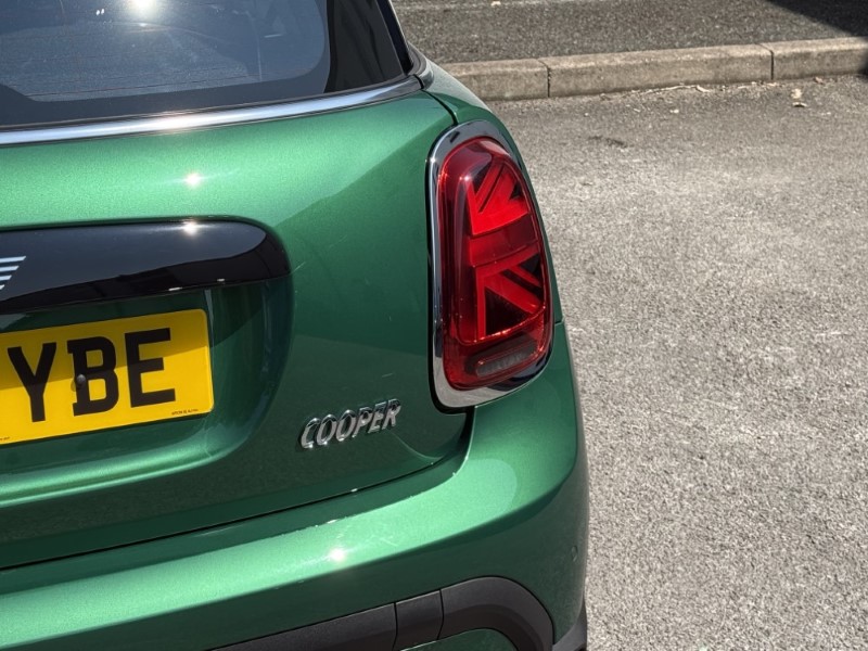 2023 (73) MINI HATCHBACK 1.5 Cooper Classic 3dr Auto 5612086