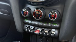 2023 (73) MINI HATCHBACK 1.5 Cooper Classic 3dr Auto 5612098