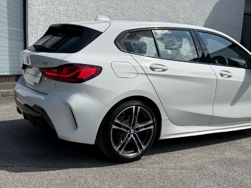 2020 (70) BMW 1 SERIES 118i M Sport 5dr Step Auto 5637273