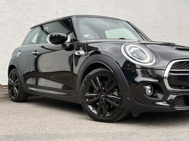 2020 (70) MINI HATCHBACK 2.0 Cooper S Sport II 3dr Auto 5660811