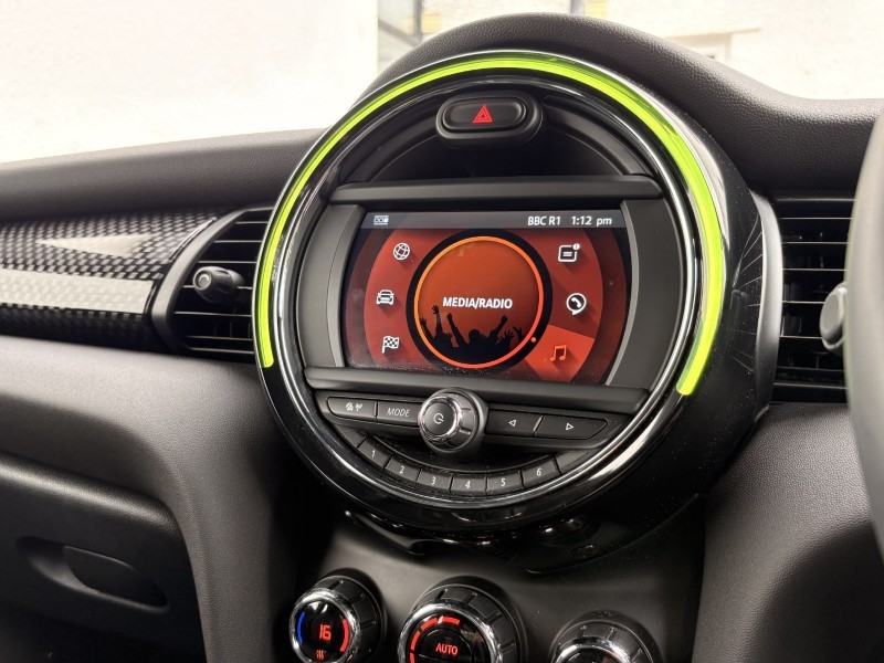 2020 (70) MINI HATCHBACK 2.0 Cooper S Sport II 3dr Auto 5660800